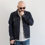 Pelo sétimo ano, Jorge Bispo recebe mulheres anônimas comuns dispostas a tirarem a roupa em “302”