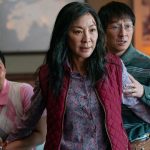 Tudo-em-Todo-o-Lugar-ao-Mesmo-Tempo-01