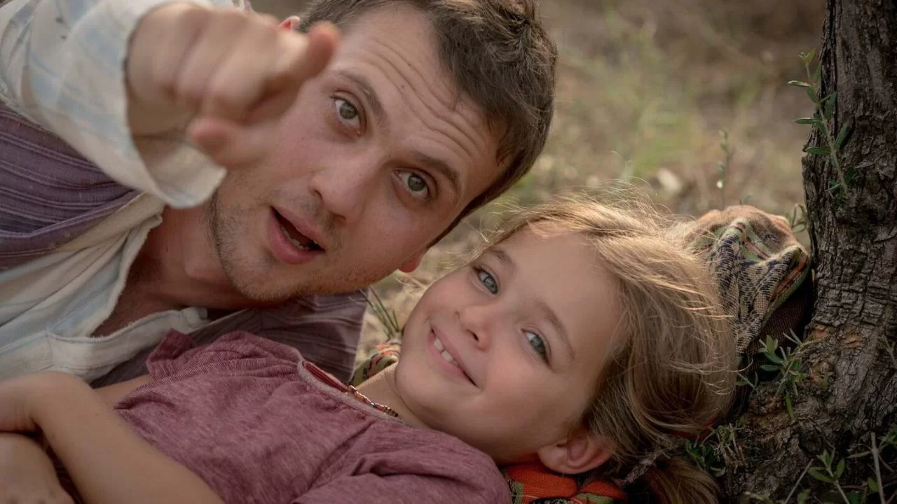 Cena do filme Milagre na Cela 7